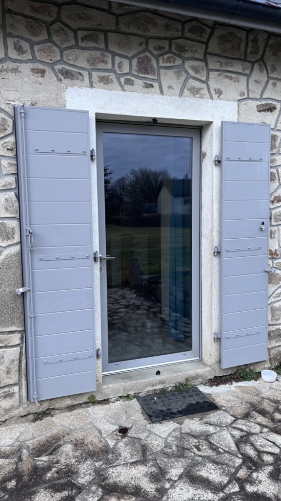 Volets battants aluminium thermolaqué