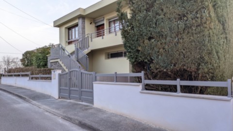 Garde corps d'escalier et de balcon en aluminium thermolaqué