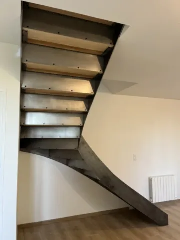 Escalier bois métal quart-tournant 